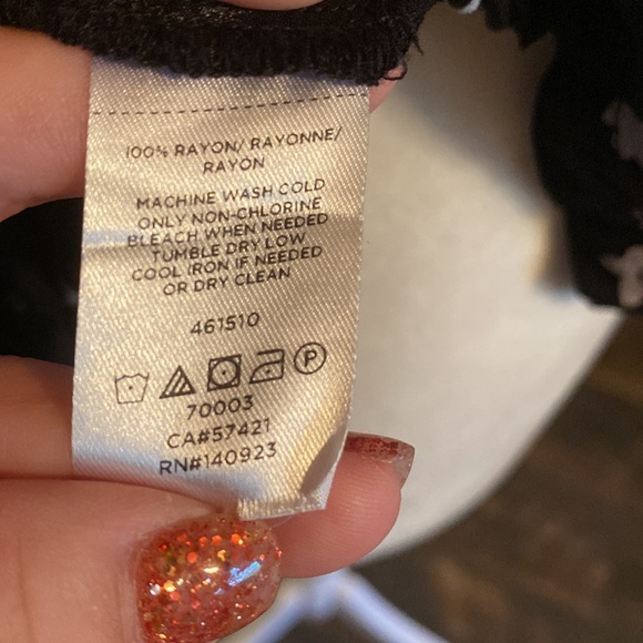 COPY - LOFT blouse - Picture 13 of 13